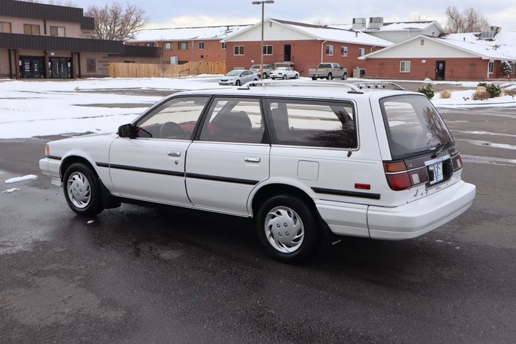 Toyota camry 1987 год