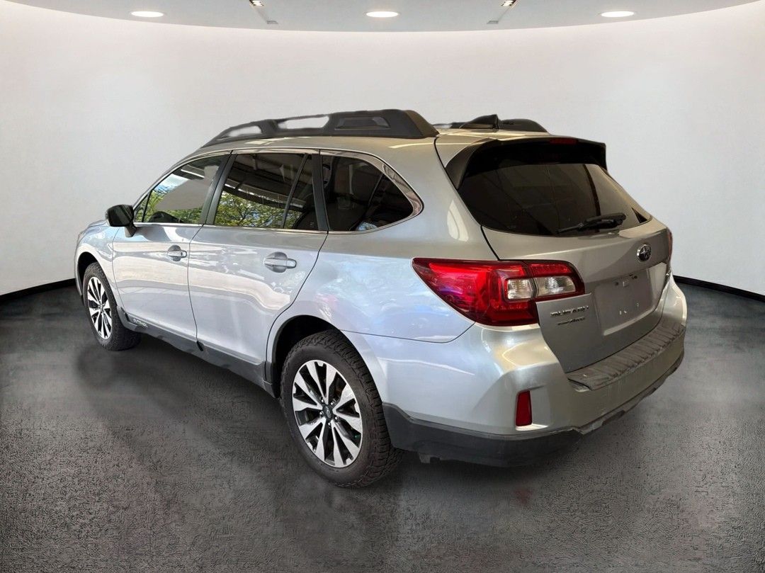 2016 Subaru Outback Limited - Photo 7