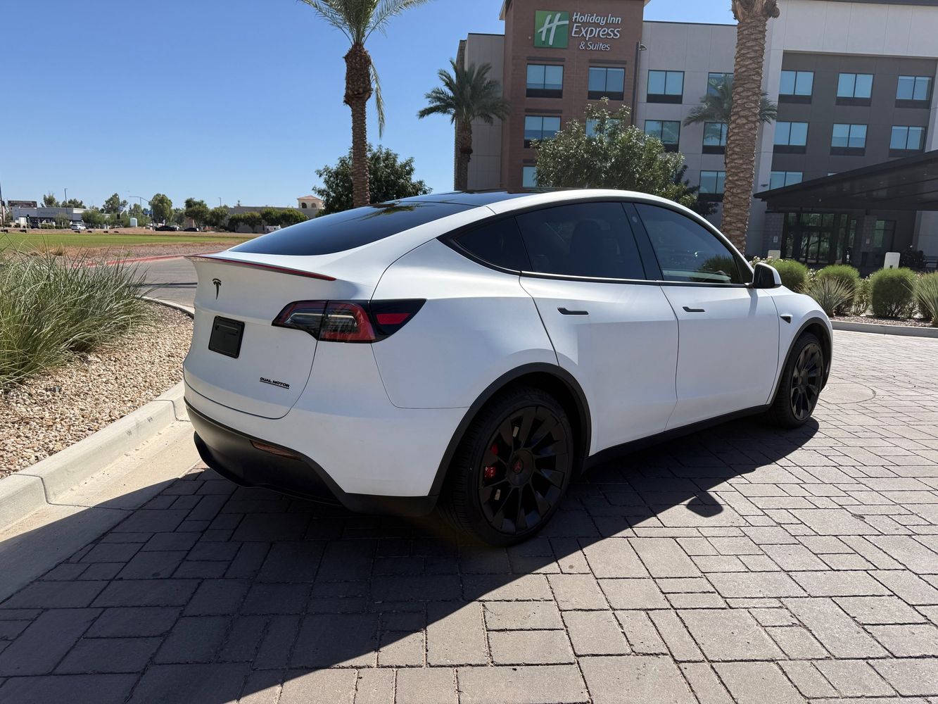 2021 Tesla Model Y Long Range photo 3