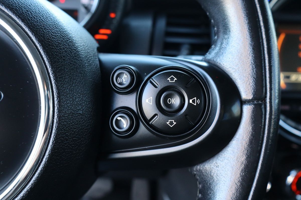 2017 MINI Hardtop Cooper