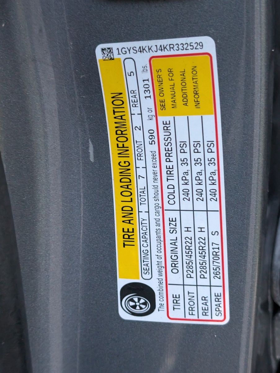 2019 Cadillac Escalade ESV 28