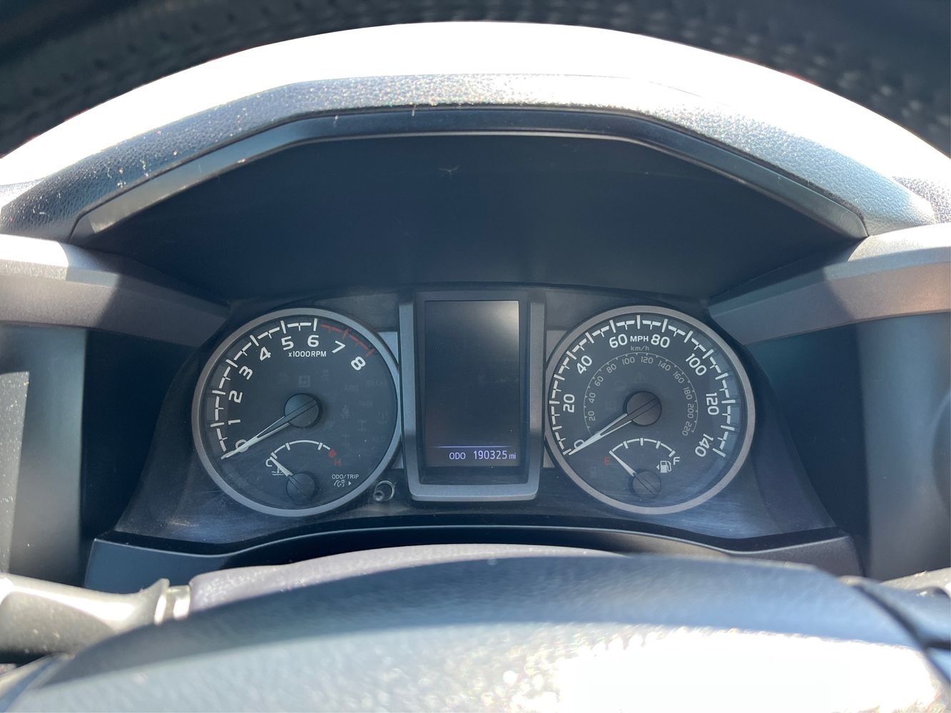 2017 Toyota Tacoma TRD Sport - Photo 18