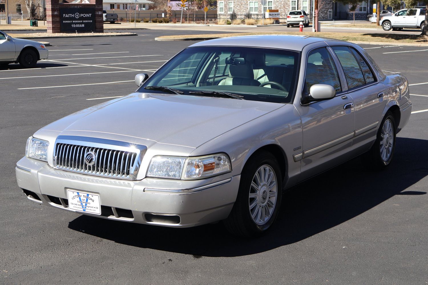 Terrific 2010 Mercury Grand Marquis Specs Photos