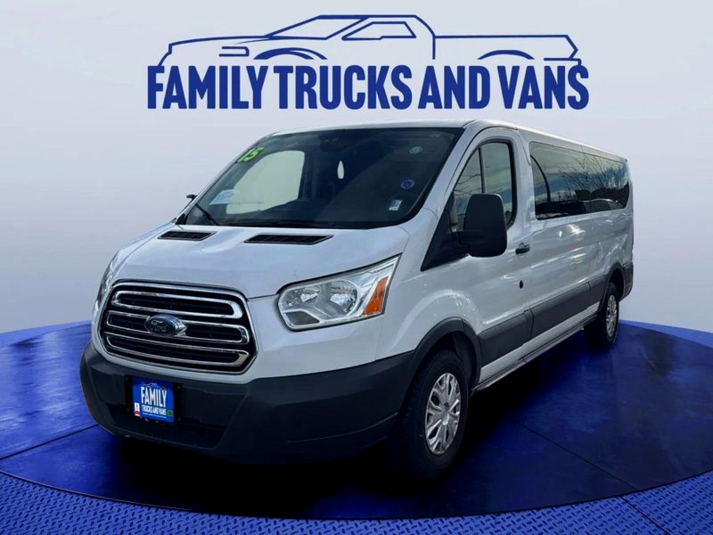 2015 Ford Transit 350 XLT Wagon Low Roof 60/40 Pass. 148WB's photo