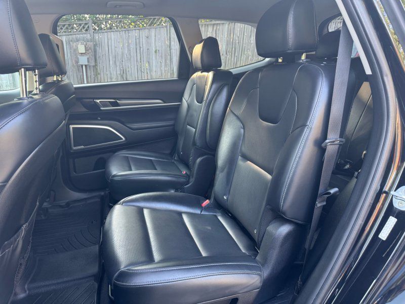 2020 Kia Telluride S photo 10
