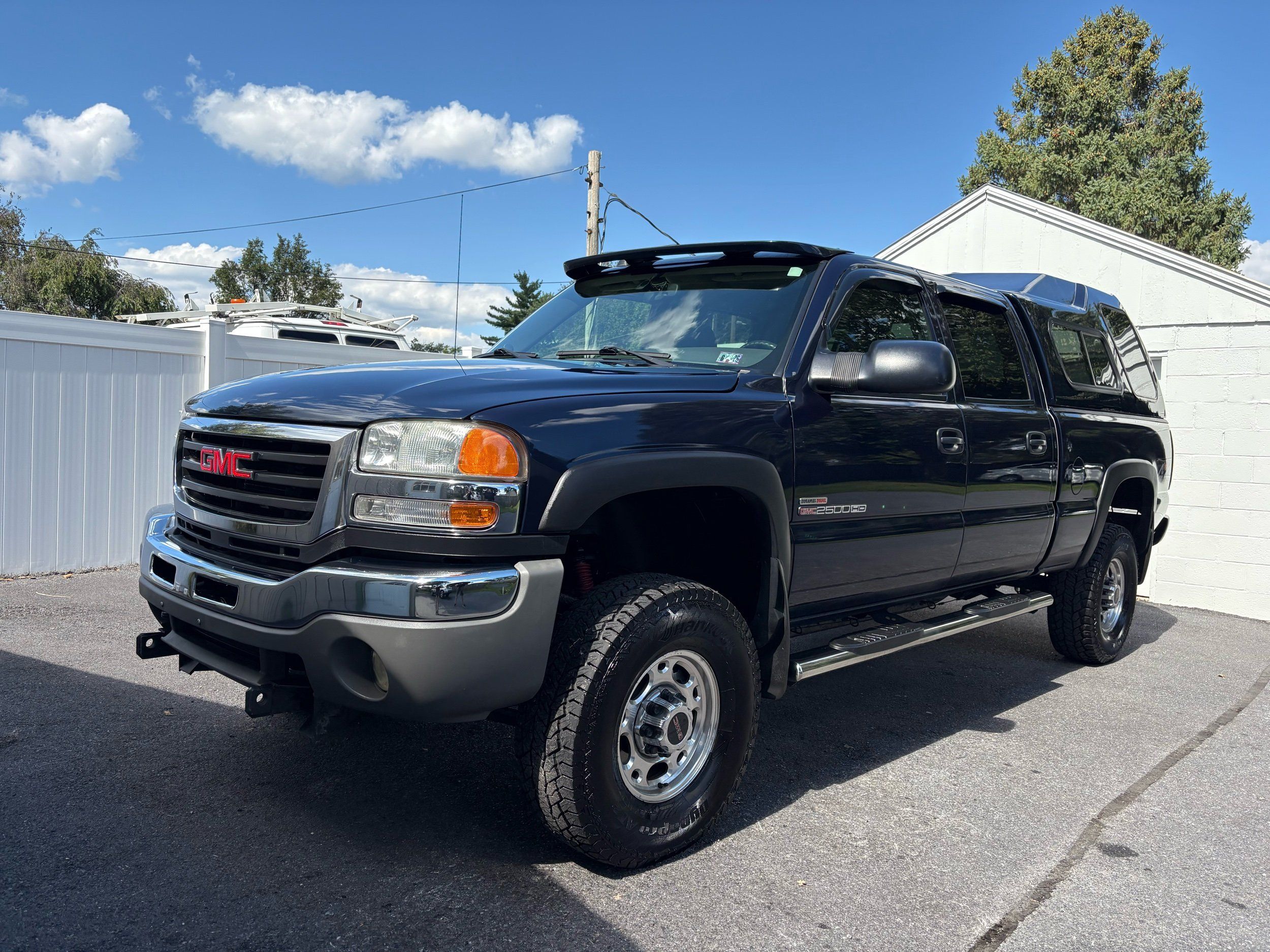 2005 GMC Sierra 2500HD