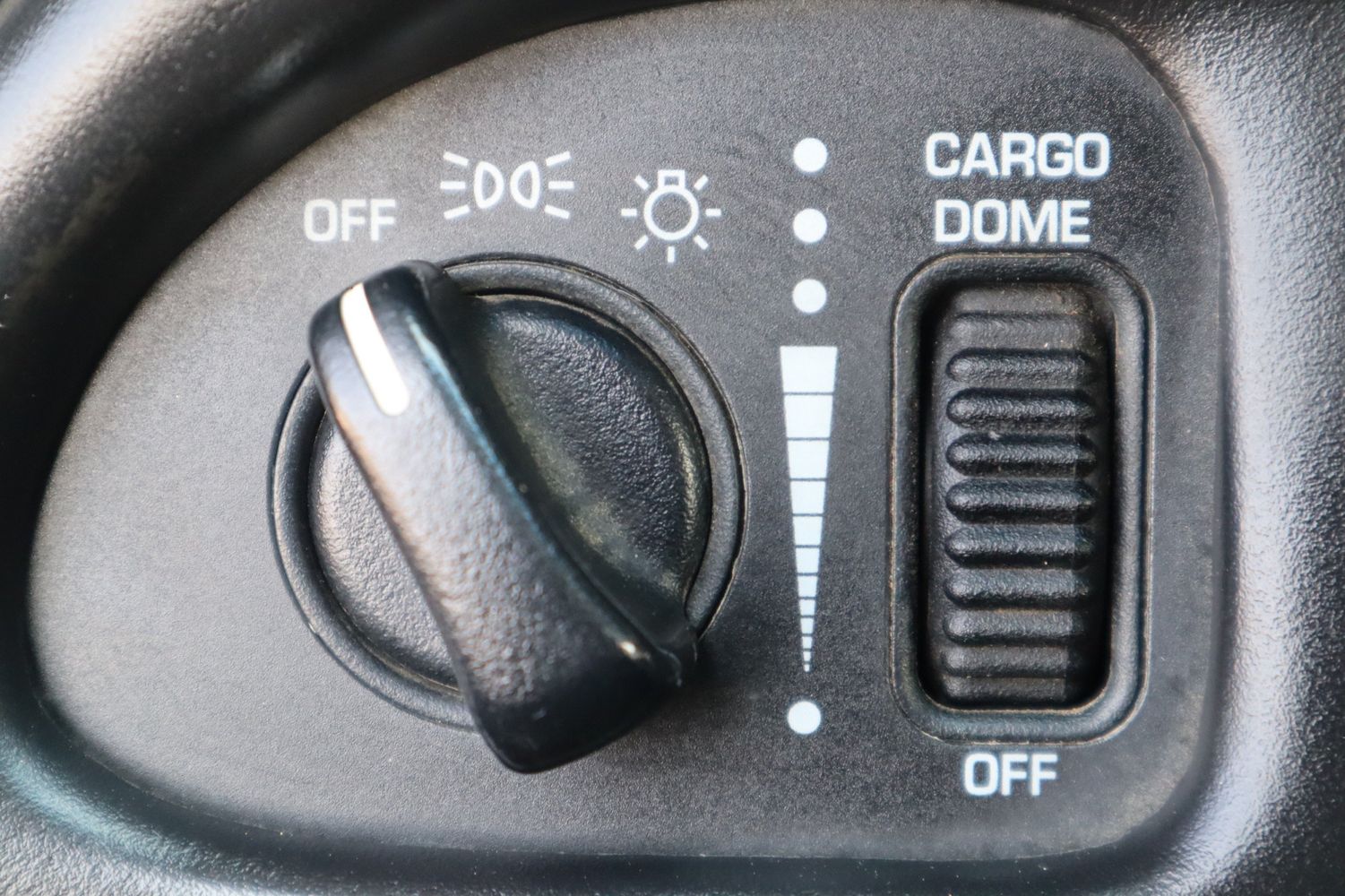 2001 Dodge Ram 2500 SLT Victory Motors of Colorado