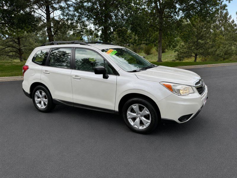 2014 Subaru Forester i - Photo 2