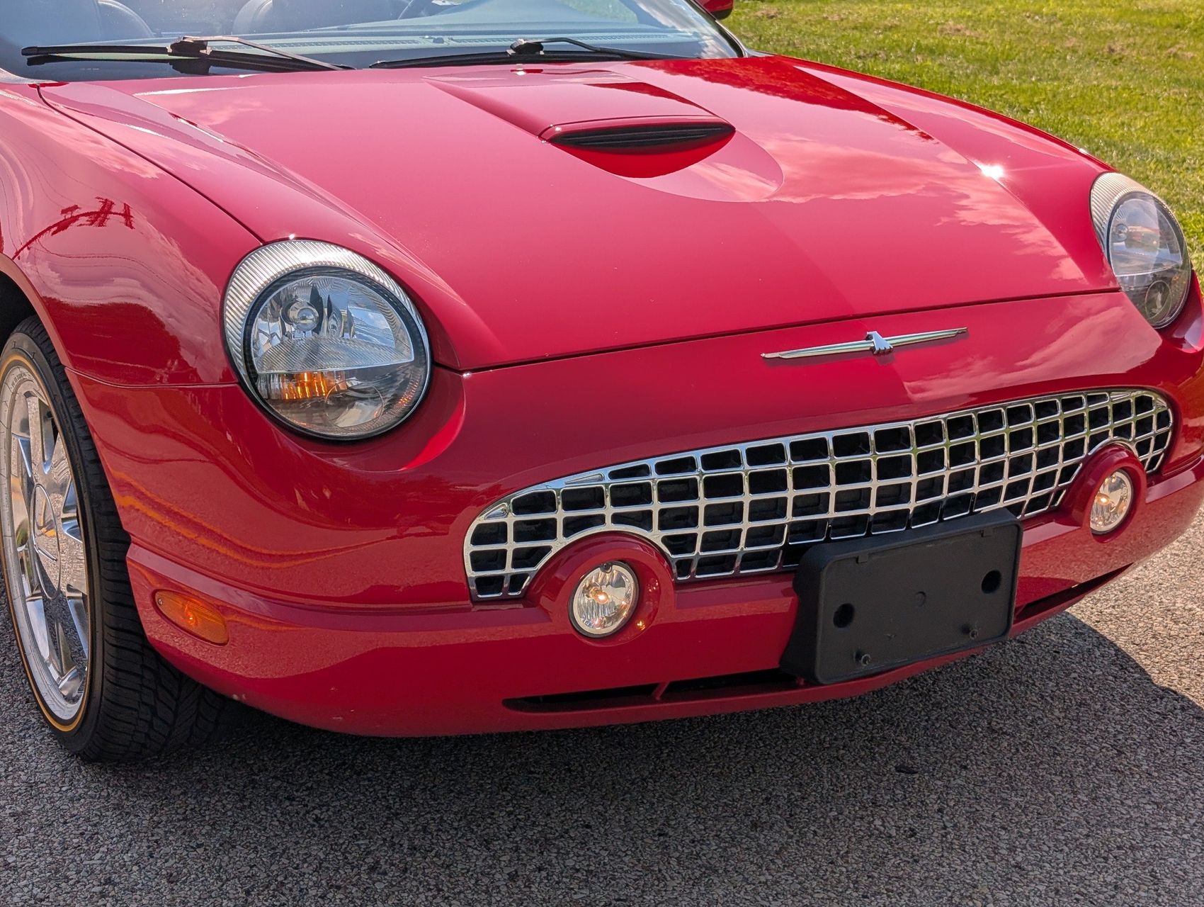 2002 Ford Thunderbird 72