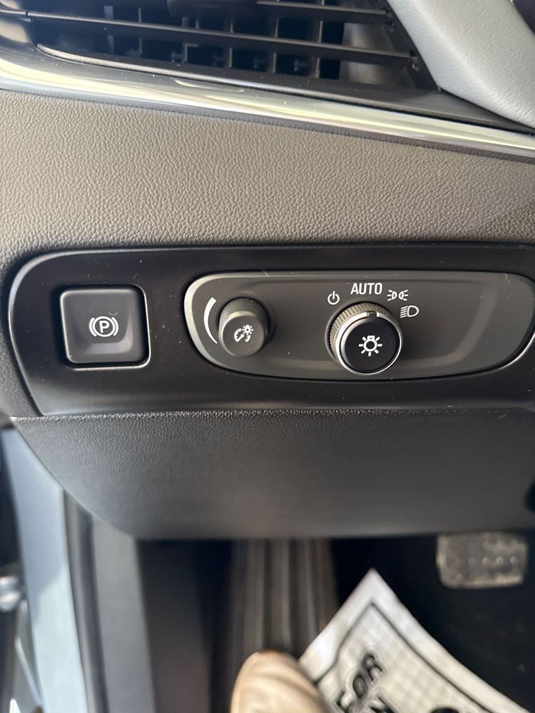 2018 Buick Enclave Premium photo 26