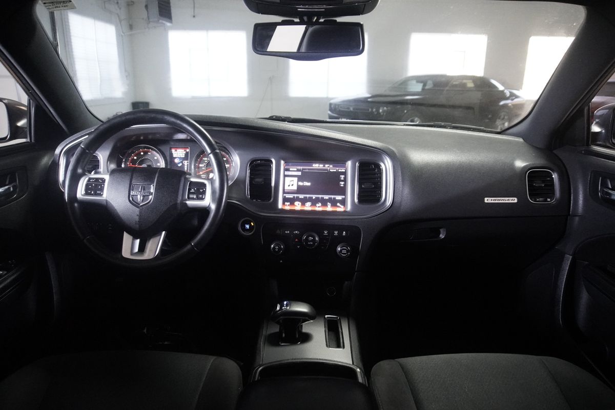 2013 Dodge Charger SXT