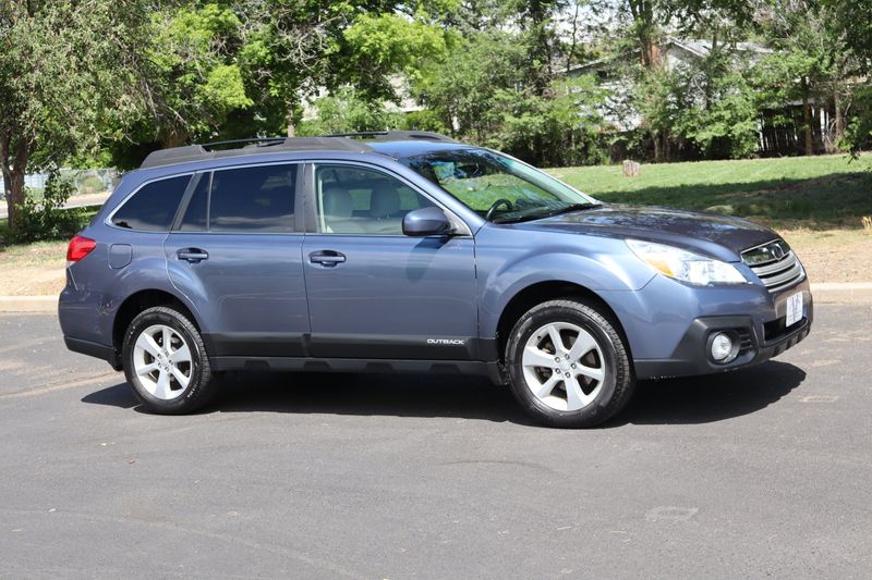 2013 Subaru Outback 2.5i Premium | Victory Motors of Colorado