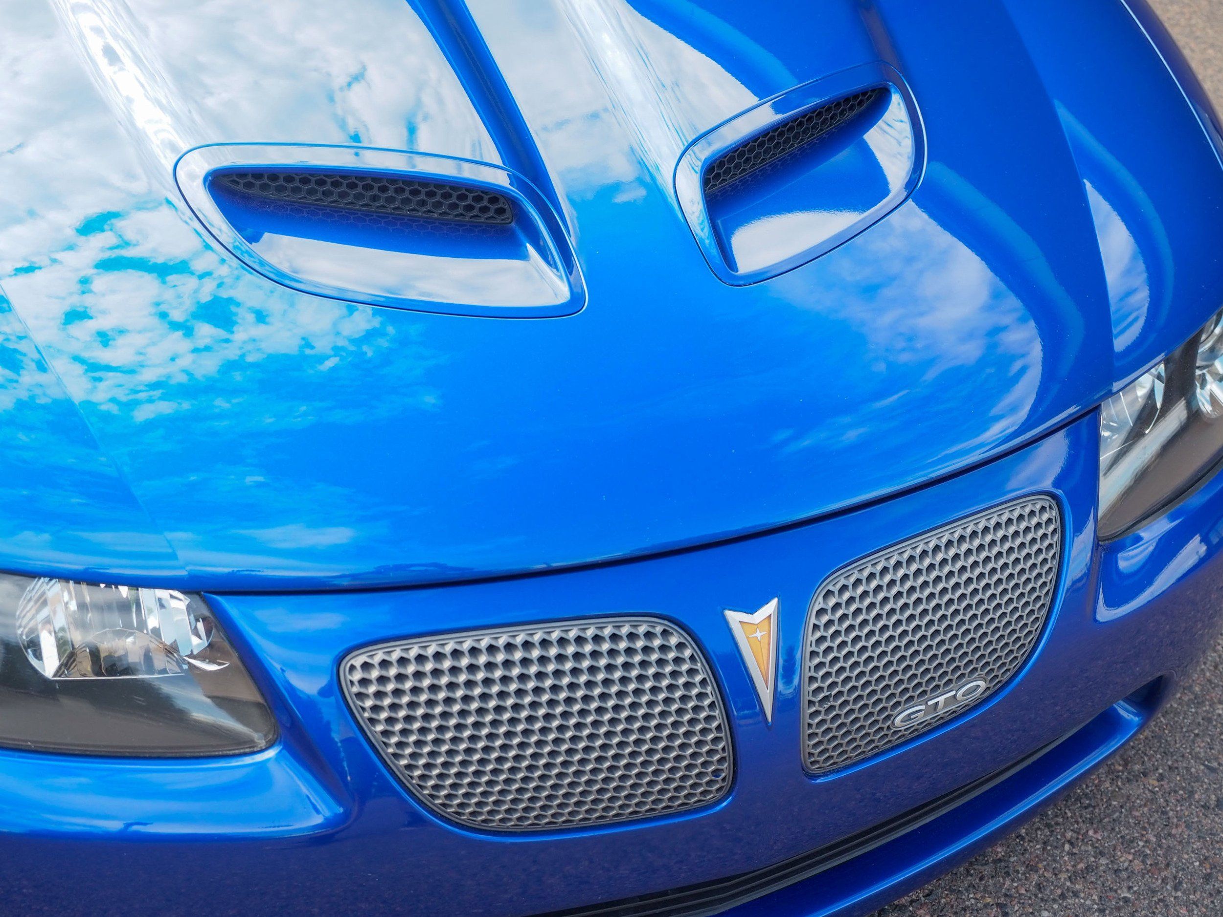 2006 Pontiac GTO Blue 