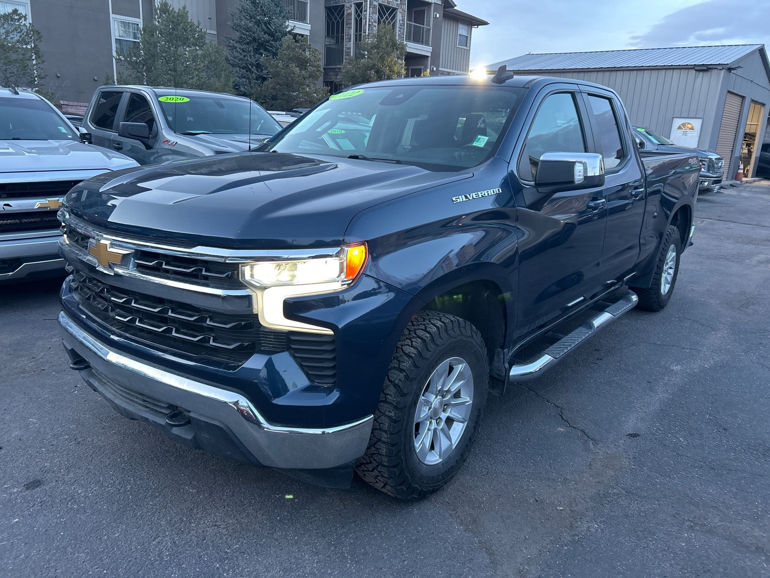2022 Chevrolet Silverado 1500 4WD Double Cab Standard Bed LT's photo