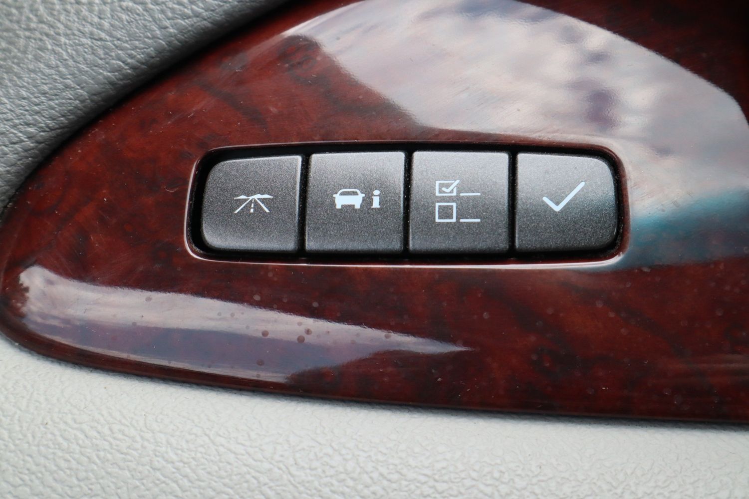 2009 Buick Lucerne CXL Special Edition Victory Motors of Colorado