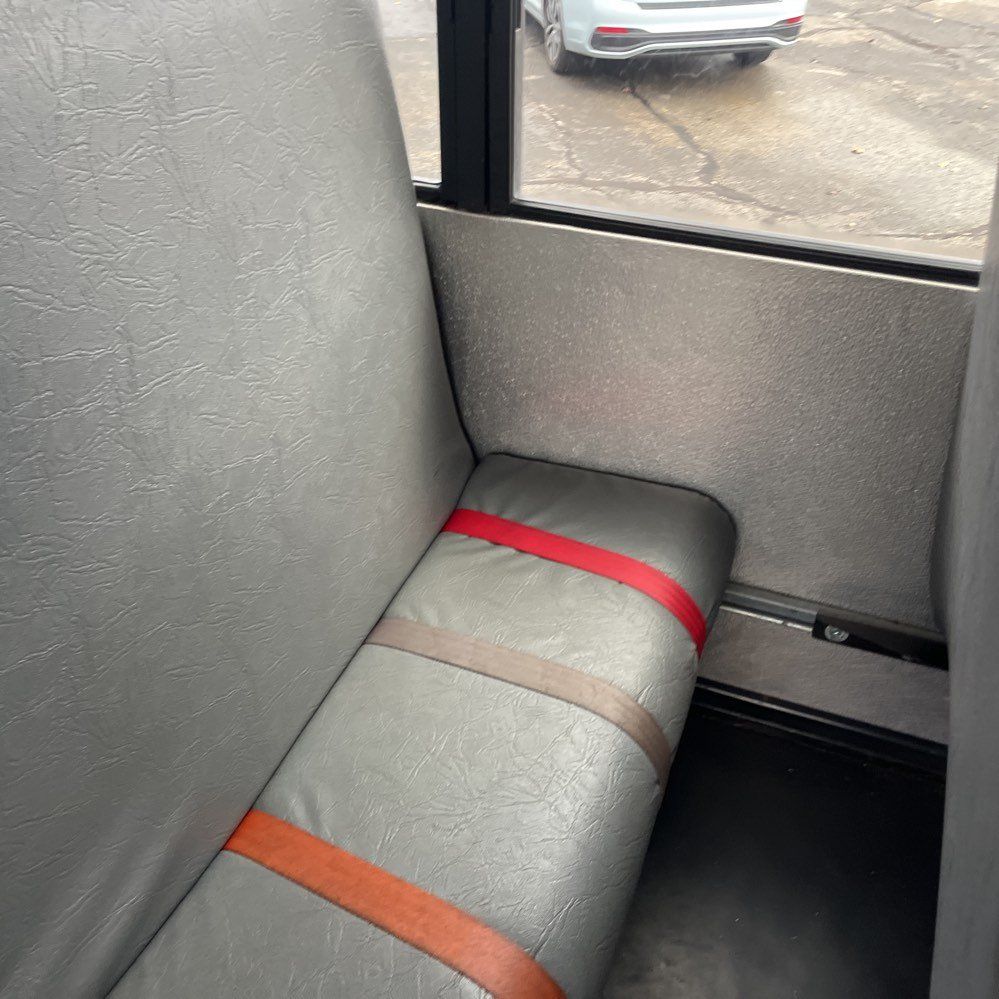 2016 Ford E-Series 23