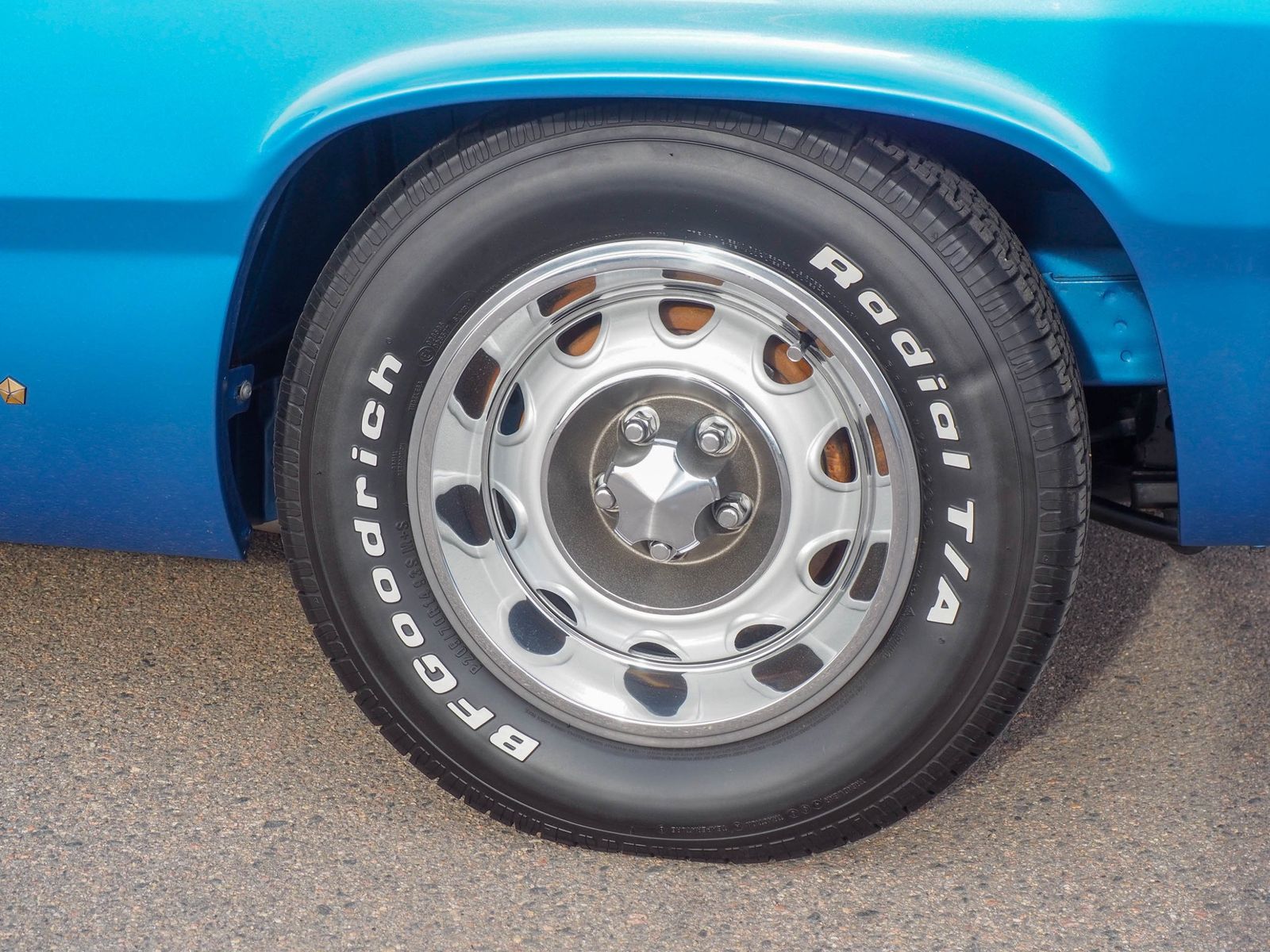 1972 Plymouth Duster 36