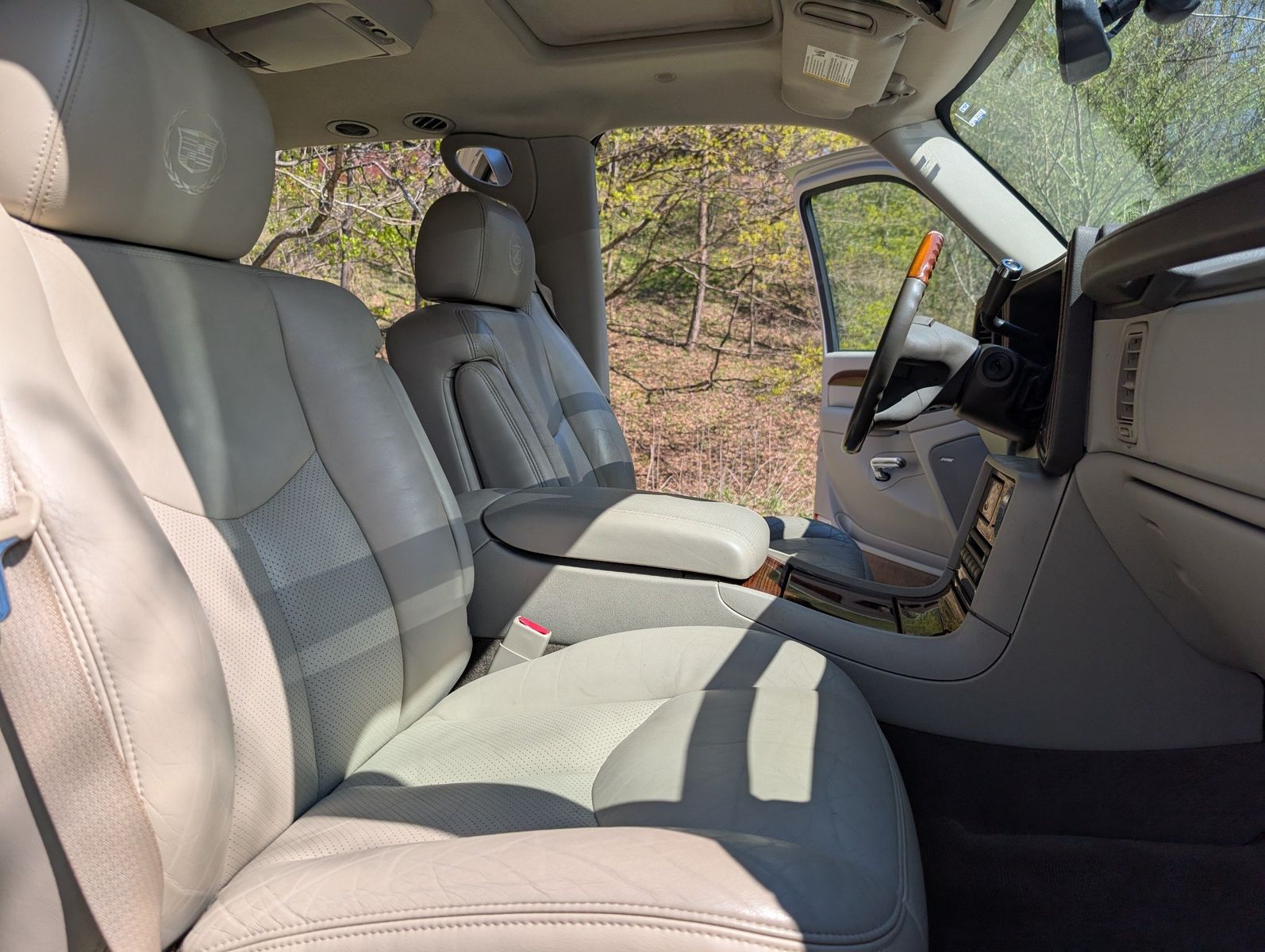 2004 Cadillac Escalade ESV 50