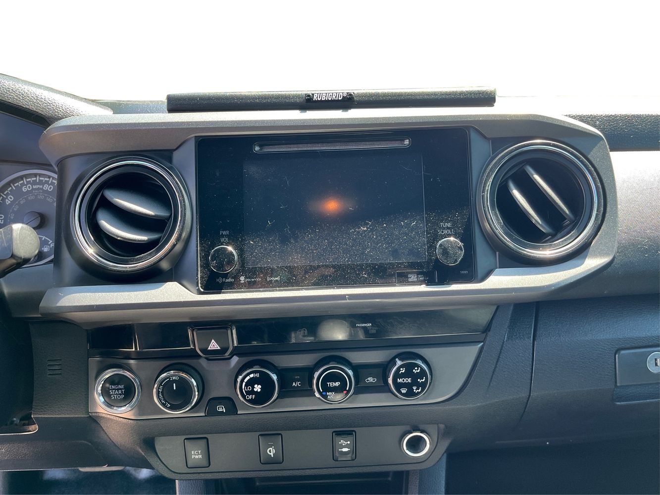 2017 Toyota Tacoma TRD Sport - Photo 15