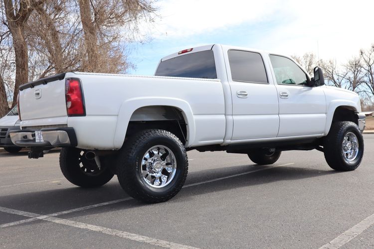 2004 Chevrolet Silverado 2500 LS | Victory Motors of Colorado