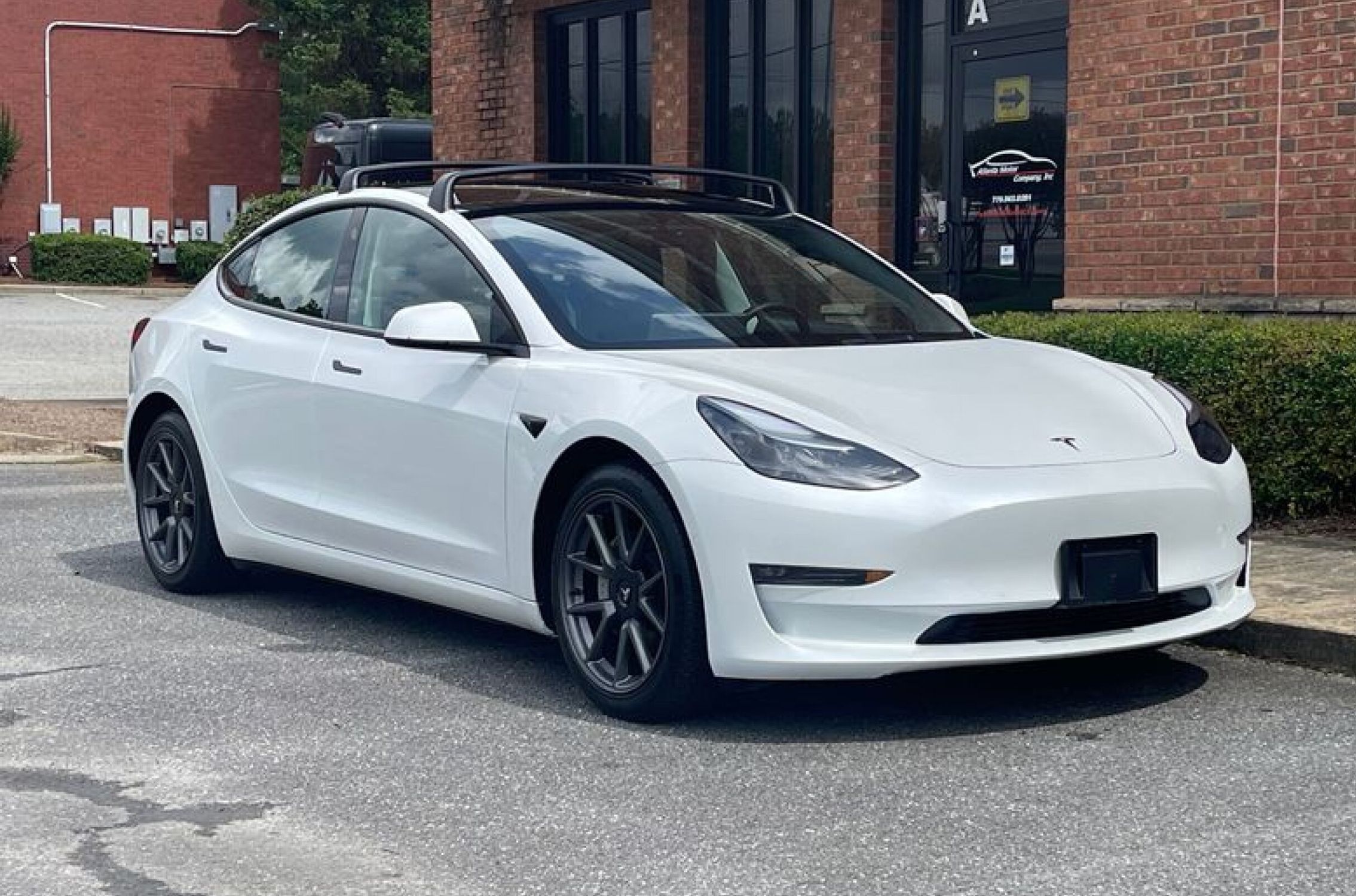 2022 Tesla Model 3 Long Range Dual Motor All-Wheel Drive's photo