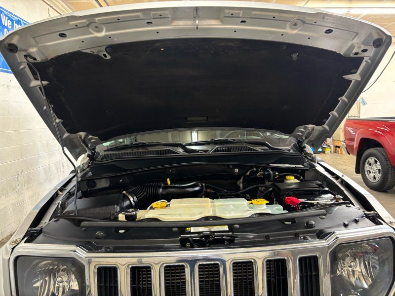 2012 Jeep Liberty Limited Jet Edition - Photo 22