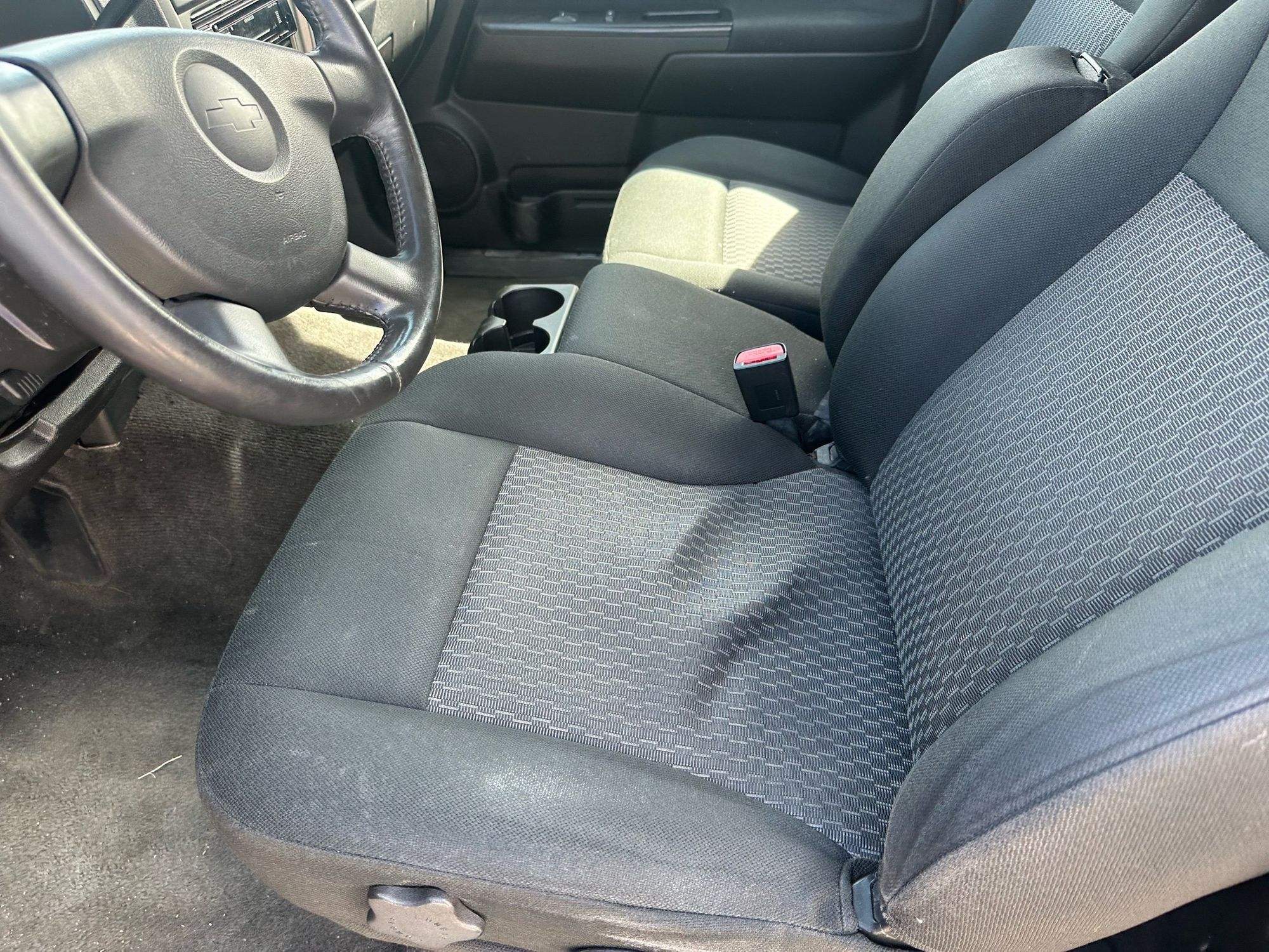 2008 Chevrolet Colorado LT photo 34