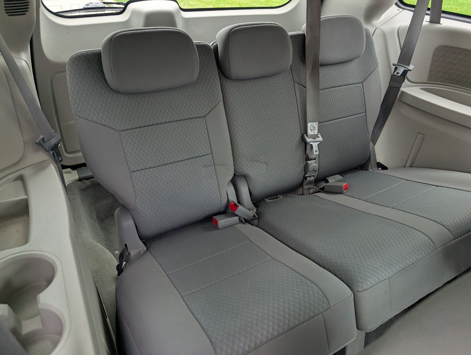 2010 Dodge Grand Caravan 76