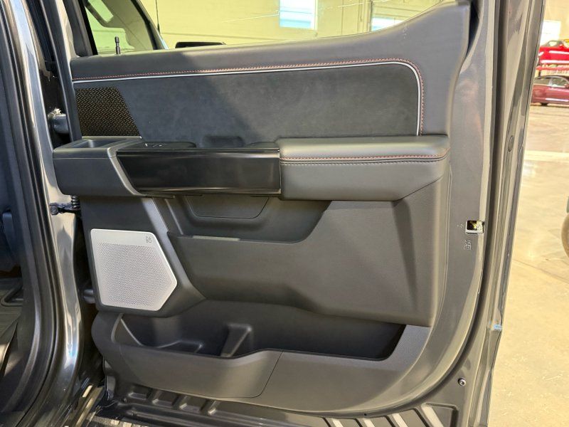 2025 Ford F-150 Raptor R, photo 19