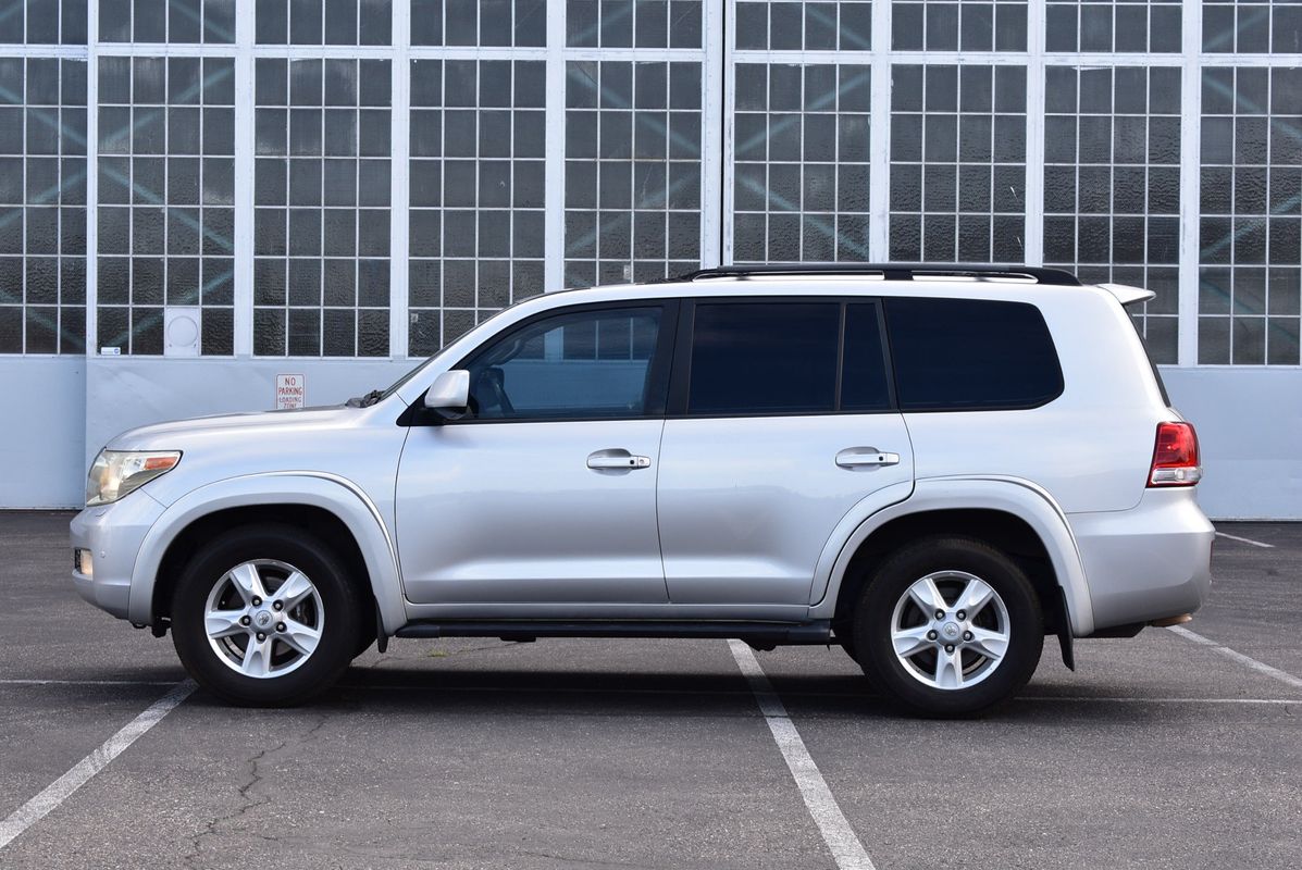 2009 Toyota Land Cruiser Base