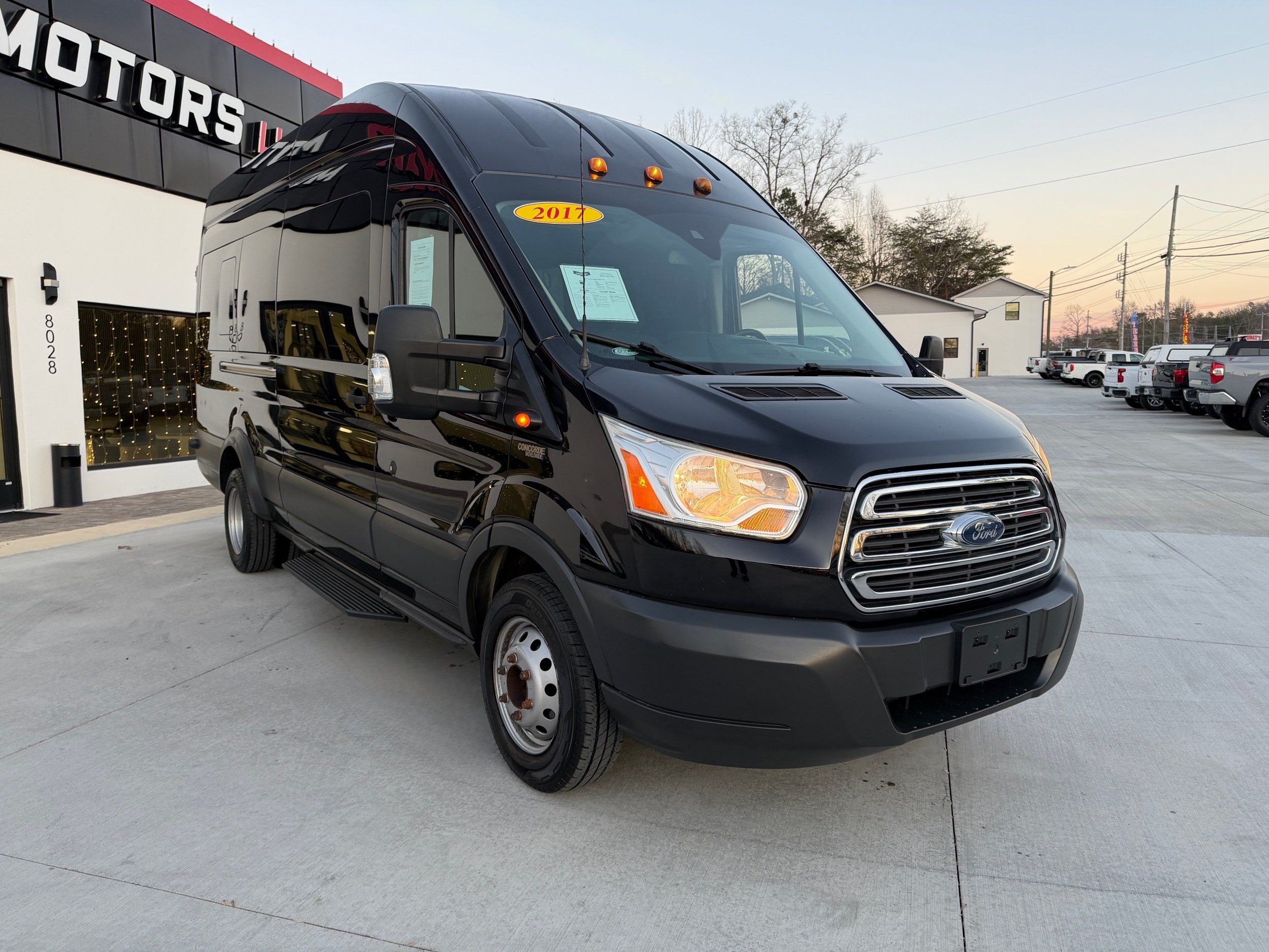 2017 Ford Transit Wagon XLT's photo