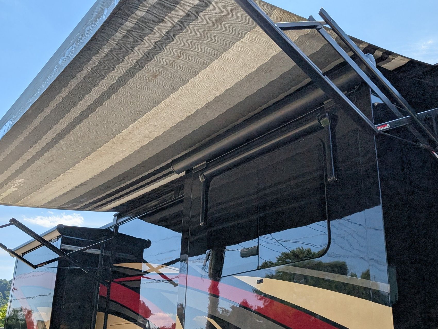 2019 Jayco Embark 26