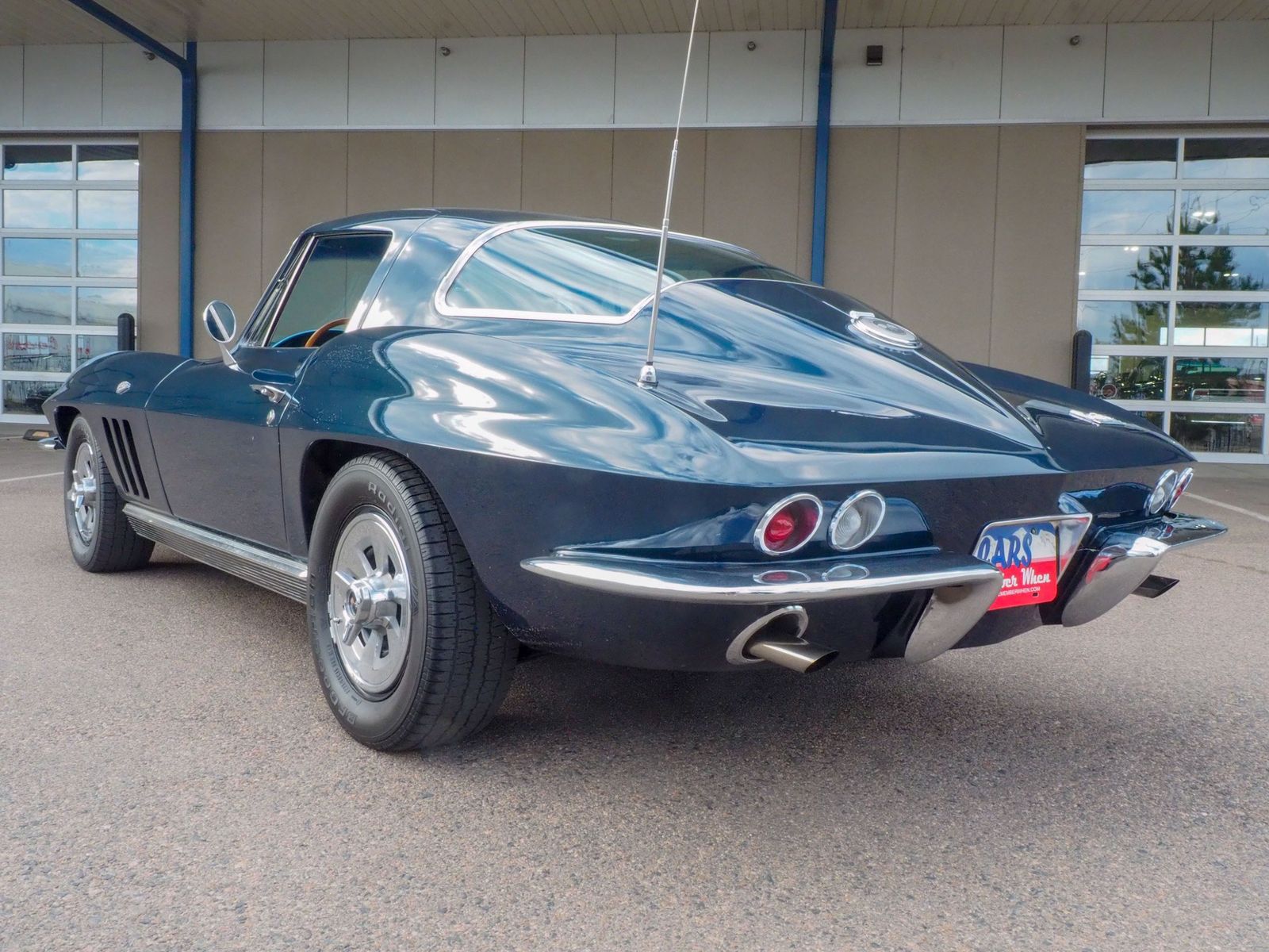 1966 Chevrolet Corvette 18