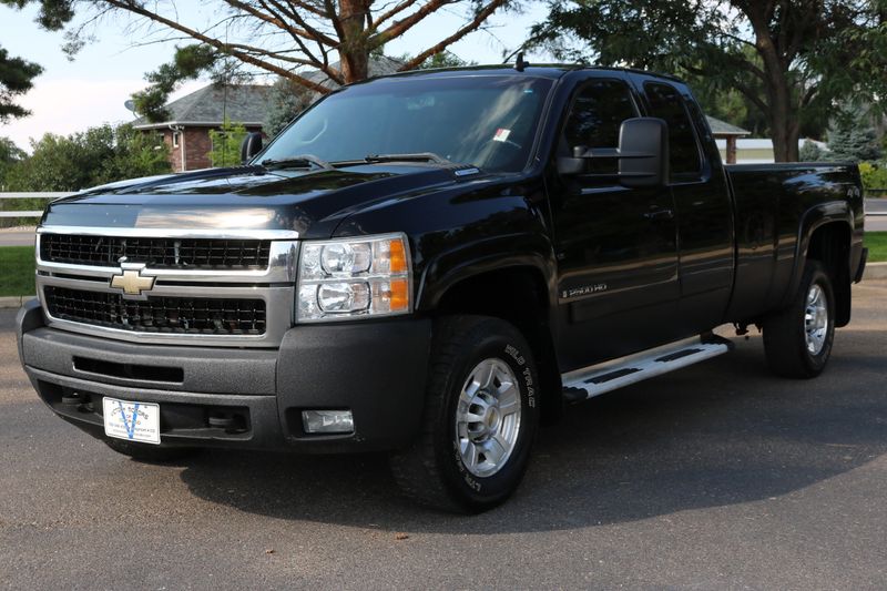 2007 Chevrolet Silverado 2500HD Photos