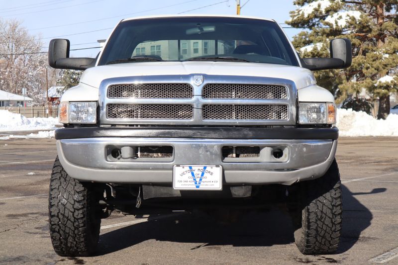 2001 Dodge Ram Pickup 2500 Photos