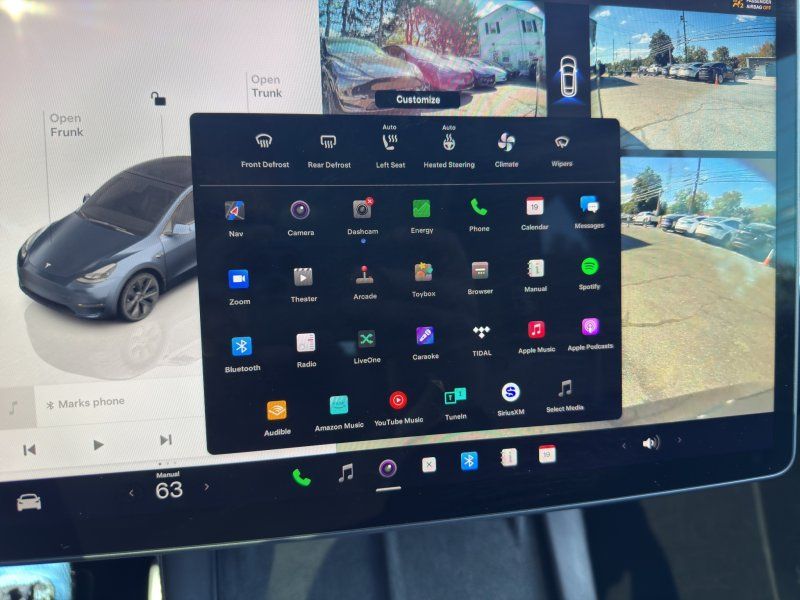 2025 Tesla Model Y Long Range photo 24