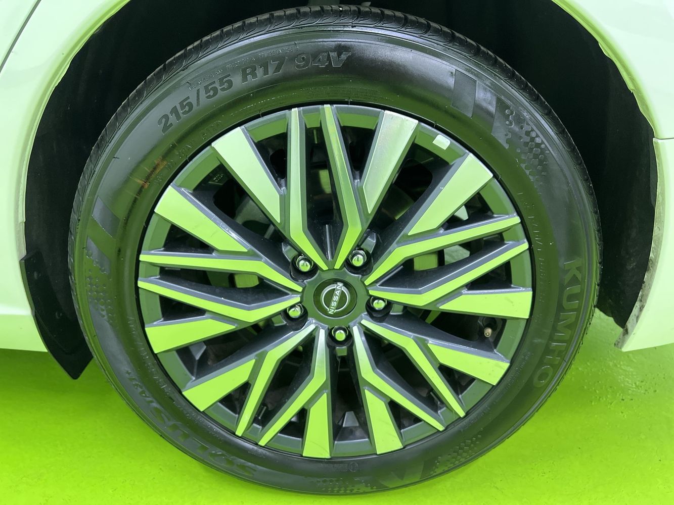 2025 Nissan Altima SV - Photo 14