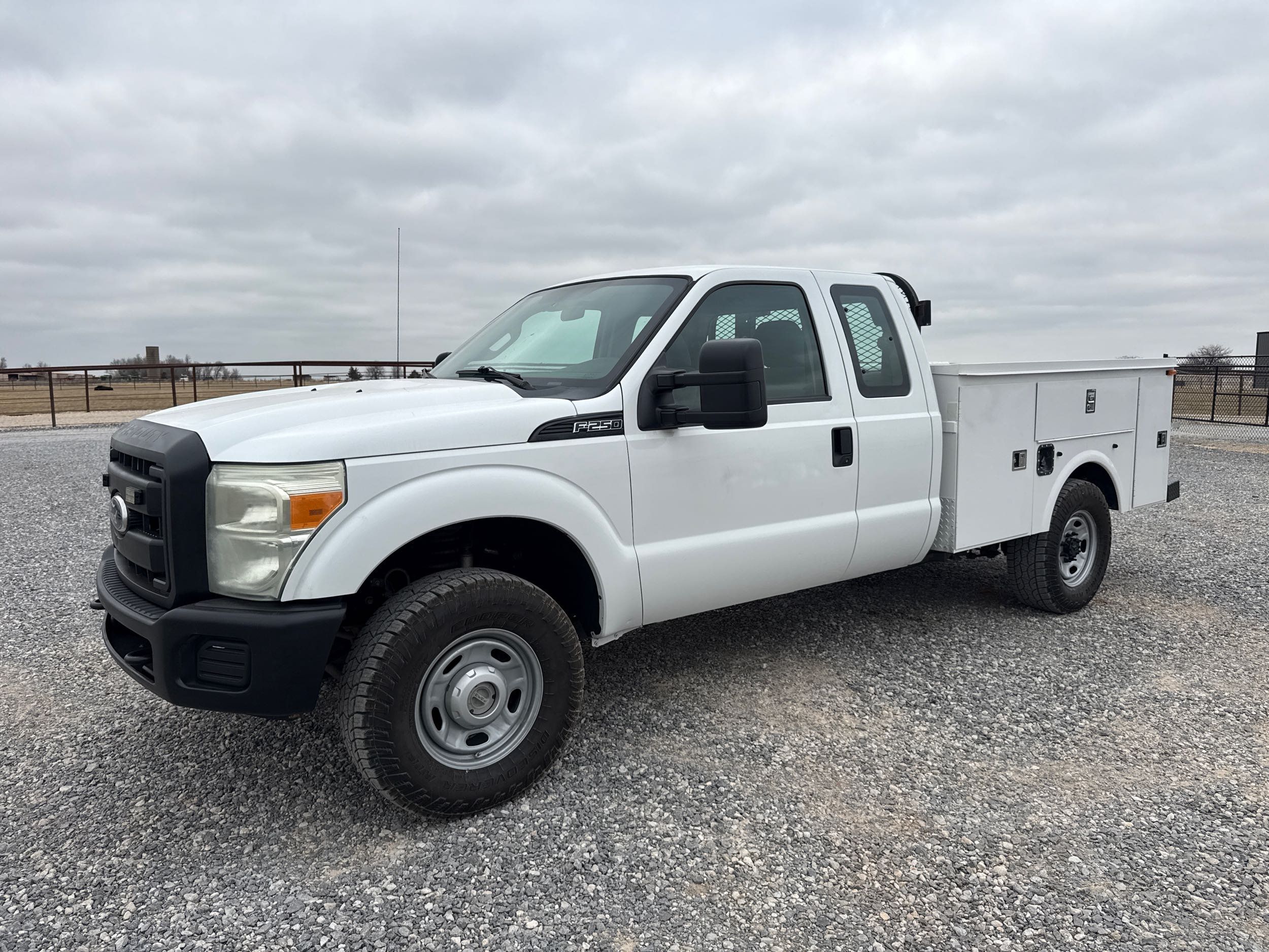 2011 Ford F-250 Super Duty XL