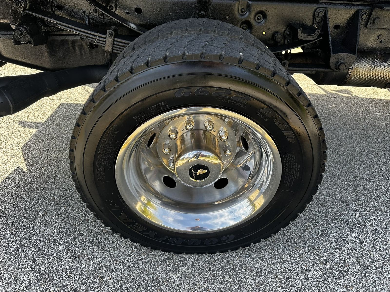 2014 Ford F-550 Chassis 16
