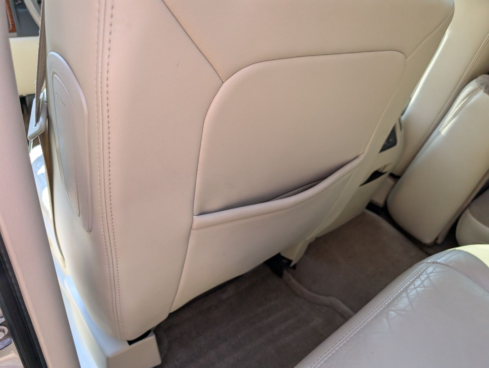 2004 Cadillac Escalade ESV 226