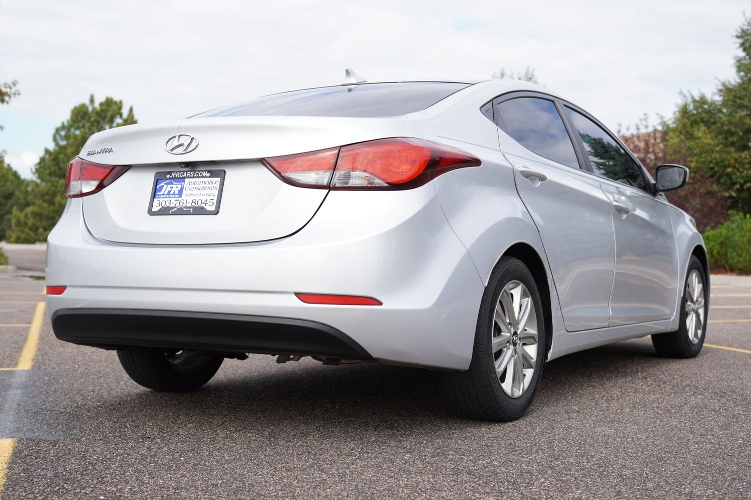 2014 Hyundai Elantra SE photo 2
