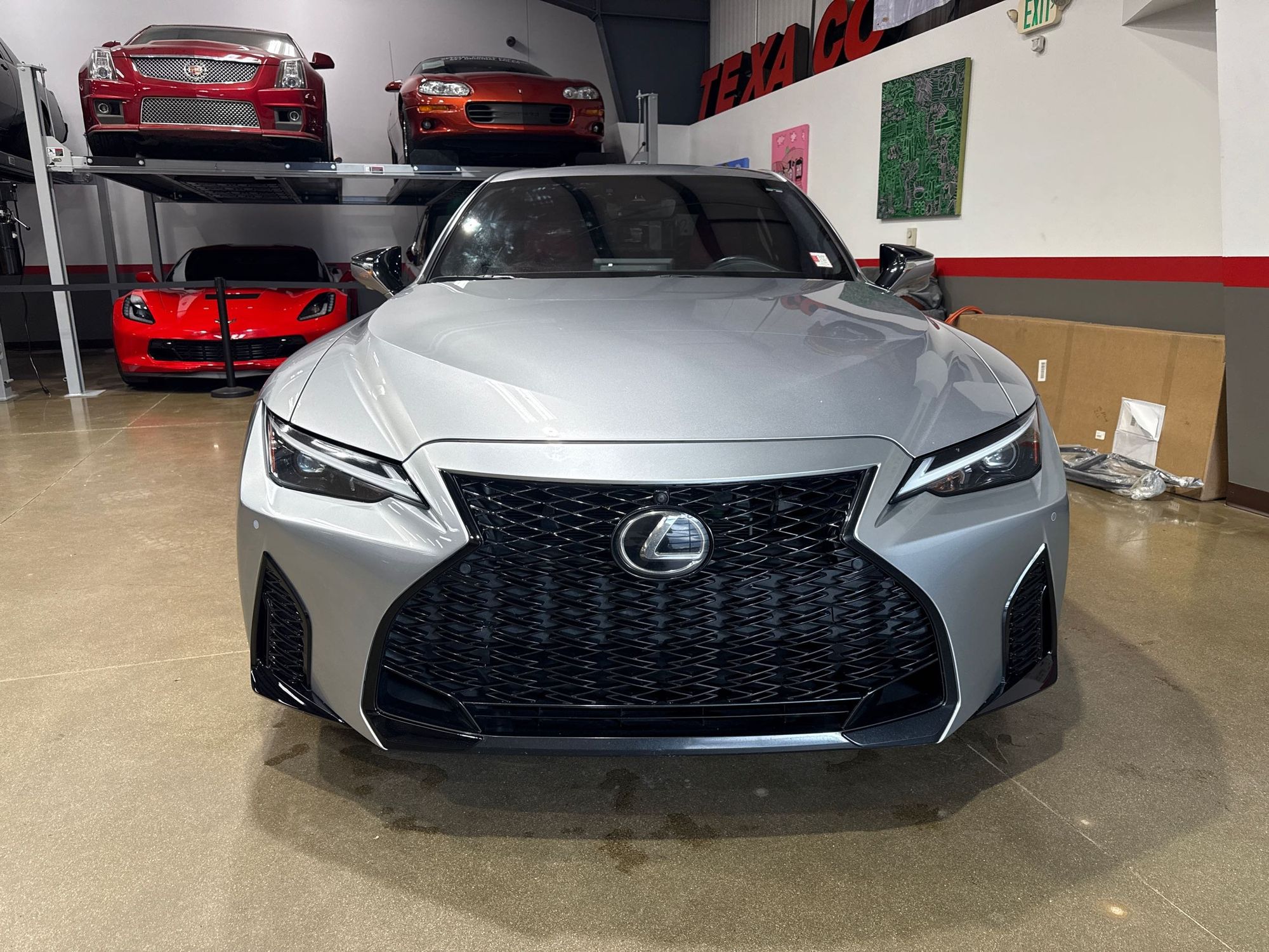 2022 Lexus IS 350 F SPORT photo 3
