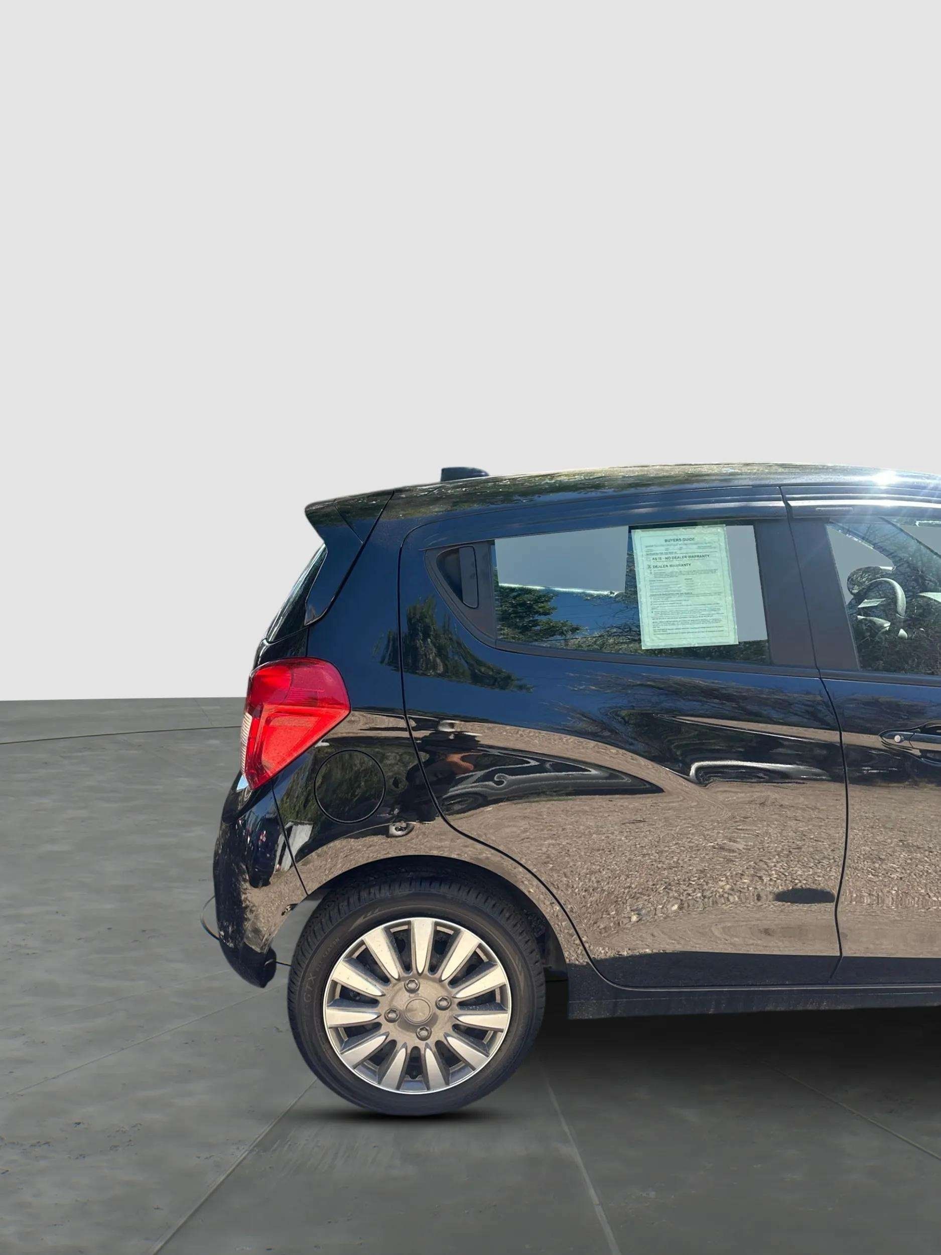 2022 Chevrolet Spark LS - Photo 23