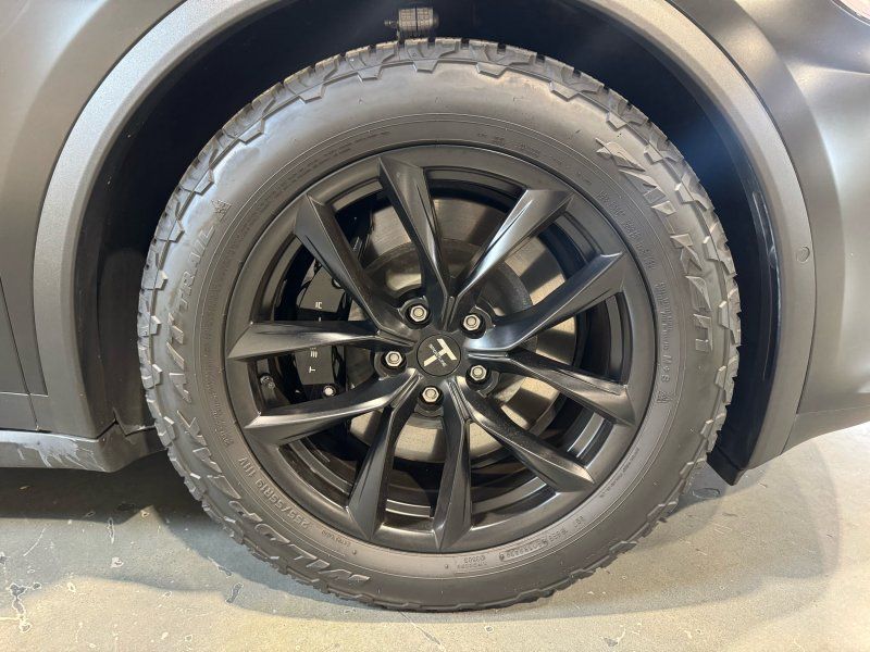 2022 Tesla Model X Plaid, photo 25