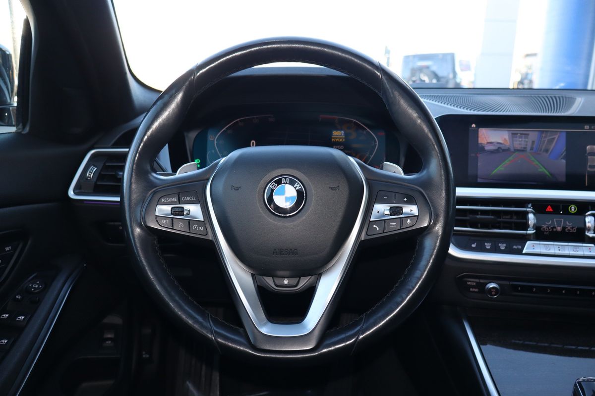 2020 BMW 330i xDrive