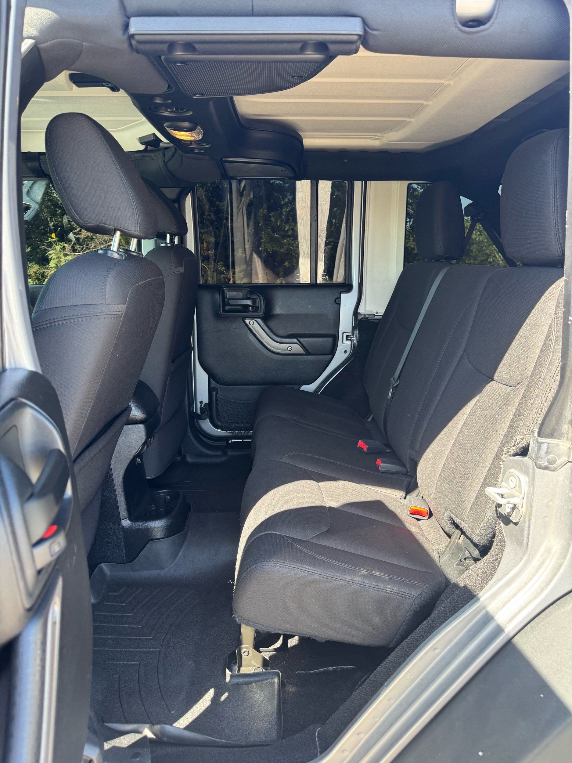 2016 Jeep Wrangler Unlimited Sport S - Photo 15