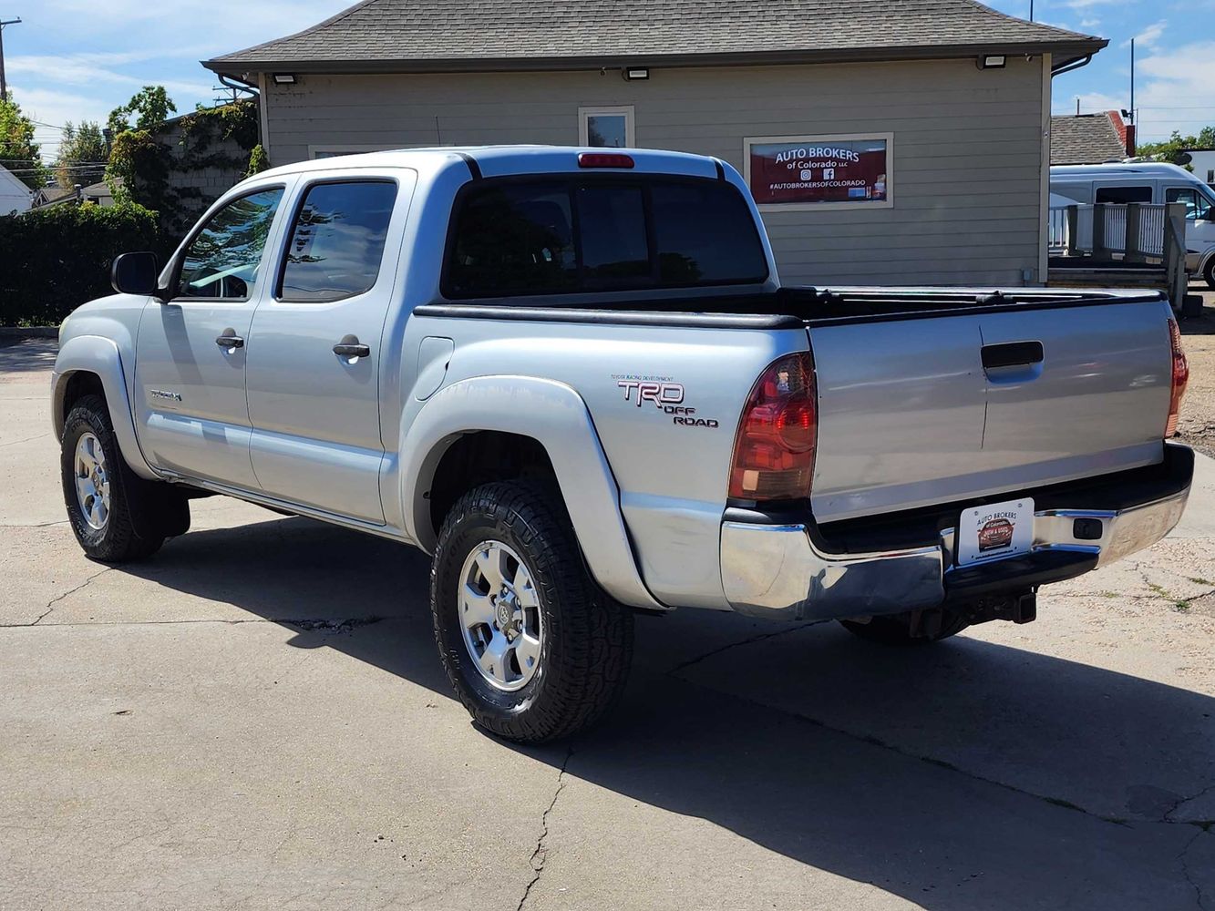 2005 Toyota Tacoma Base photo 7