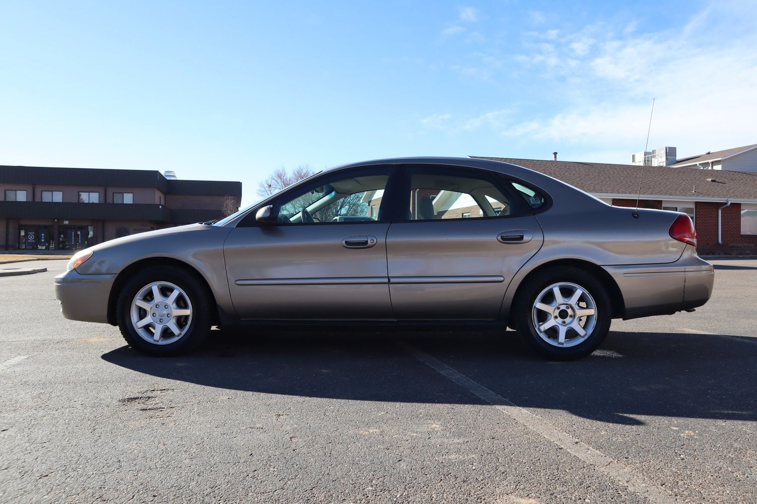 2007 Ford Taurus SEL | Victory Motors of Colorado