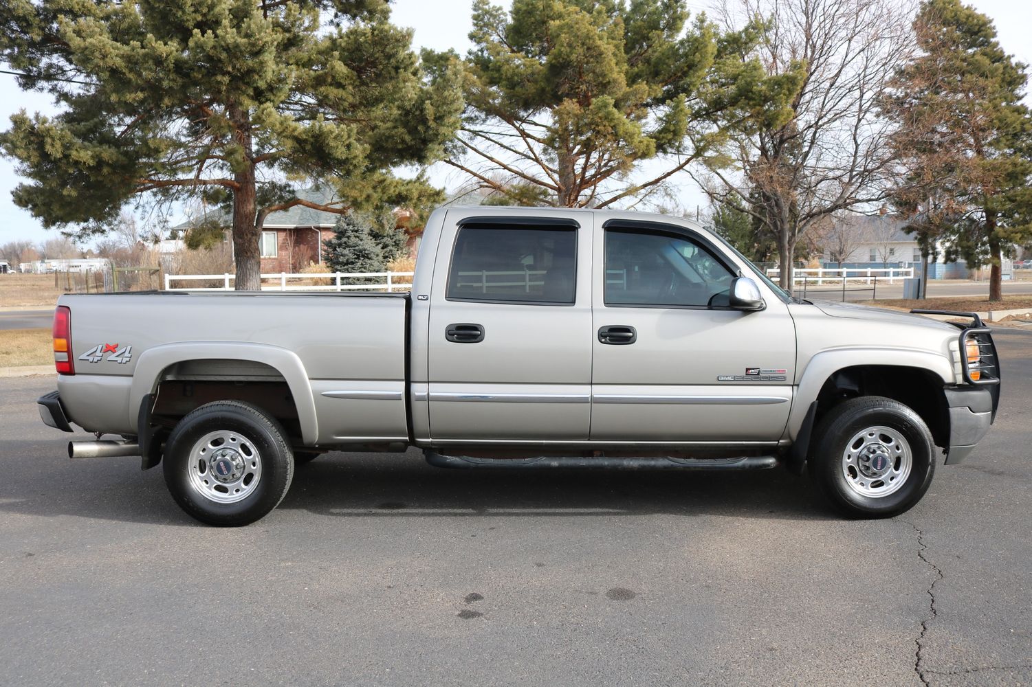 2002 GMC Sierra 2500HD SLT | Victory Motors of Colorado