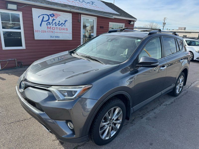 2017 Toyota RAV4 Limited's photo